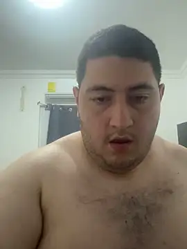 Snapshot of fanalistfinan chatting on 10-13-25, 04:56 fanalistfinan online show from 10-13-25, 04:56