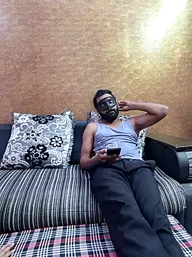 Iampriyaaa15 online show from 12-02-25, 07:03