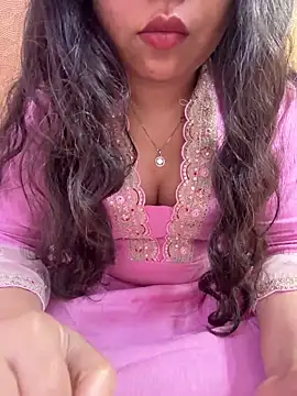 Iampriyaaa15 online show from 02-10-26, 06:17