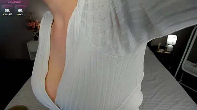 RadiantFairy online show from 11-13-25, 02:32