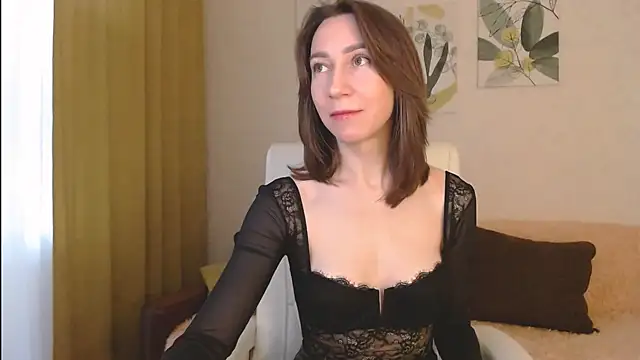 GoodGlamorGirl online show from 02-13-25, 05:16