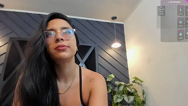 zoe martins  online show from 09-29-25, 05:18