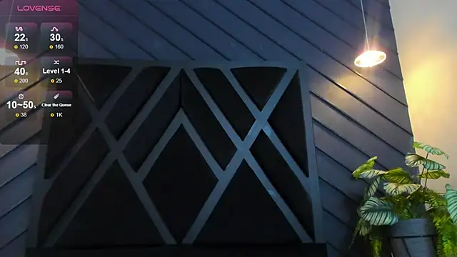 zoe martins  online show from 10-17-25, 05:15