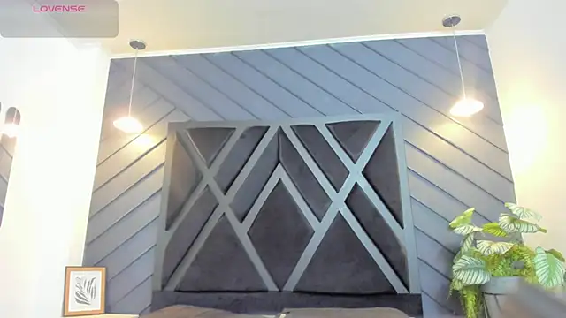 zoe martins  online show from 10-19-25, 05:35