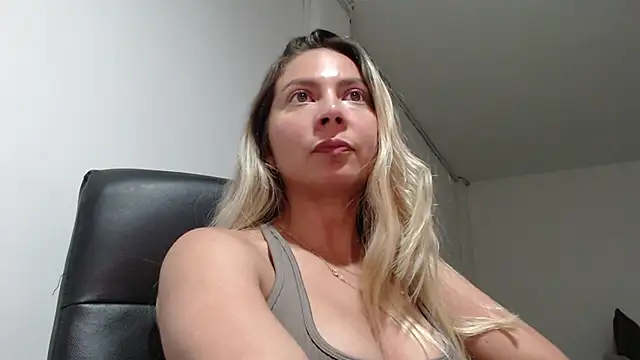 Snapshot of manelyk_17 chatting on 03-03-26, 11:10 manelyk 17 online show from 03-03-26, 11:10