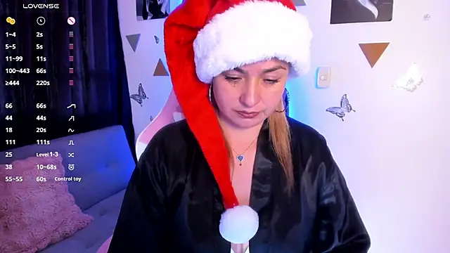 luciamature  online show from 12-16-25, 08:58