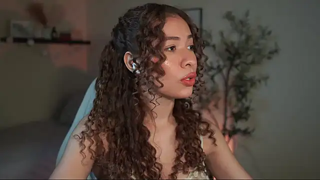 isabella-garcia- online show from 04-01-26, 09:01