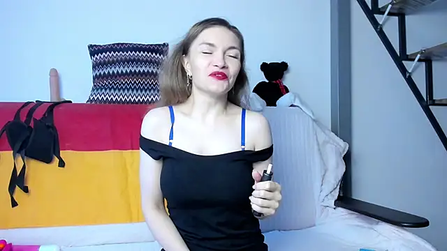 Katherine Twilight online show from 12-08-24, 07:15