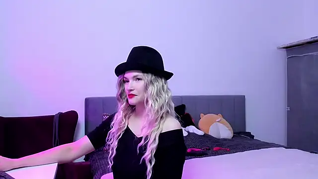 Katherine Twilight online show from 10-10-25, 03:33