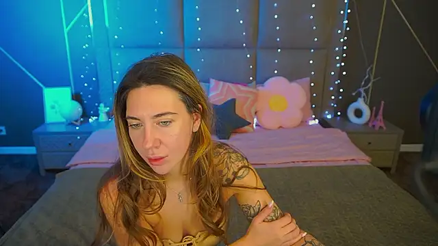 KateShanny online show from 02-02-26, 06:56