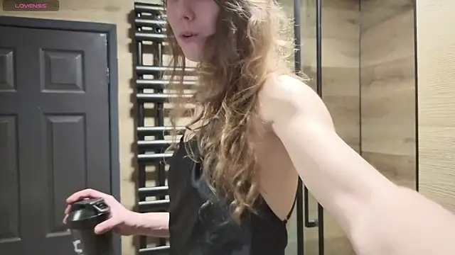 Eveline Beauty Kitty online show from 02-27-26, 09:48