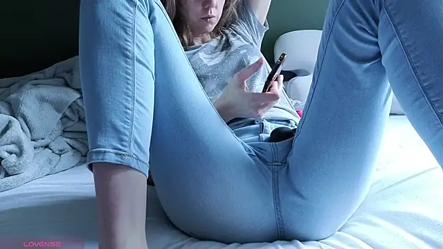 Eveline Beauty Kitty online show from 04-16-26, 04:52