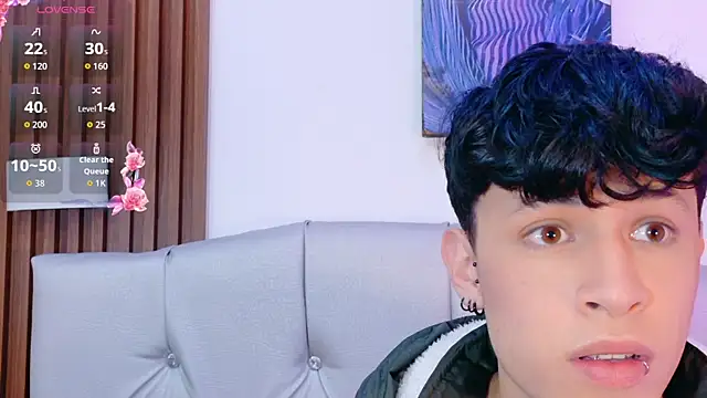 Axel  Evans online show from 04-21-26, 01:39