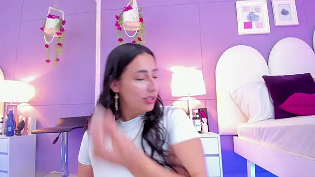 my aleja  online show from 09-17-25, 01:35