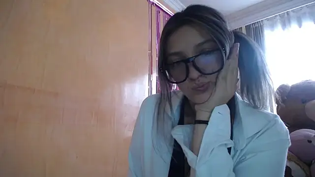 miss lilieth online show from 01-31-26, 08:18