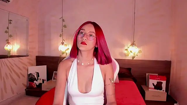 Snapshot of daphne_courtis chatting on 09-25-25, 03:10 daphne courtis online show from 09-25-25, 03:10