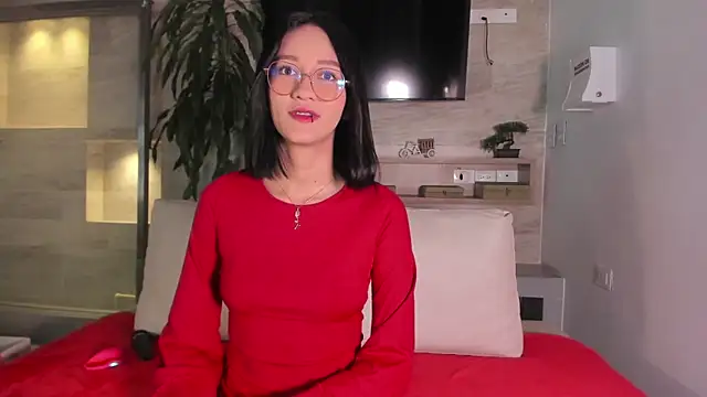 Snapshot of daphne_courtis chatting on 07-21-26, 03:20 daphne courtis online show from 07-21-26, 03:20