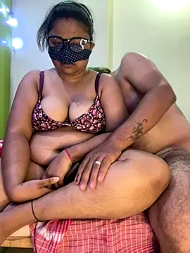 SwatiCam online show from 11-08-25, 07:34