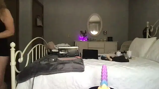 Snapshot of milf-Lacey chatting on 02-01-26, 07:45 milf-Lacey online show from 02-01-26, 07:45