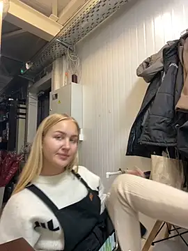 CandyVice online show from 09-19-25, 05:57