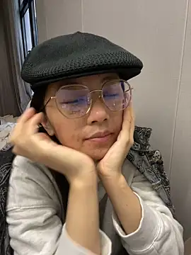 haiyan125216 online show from 10-29-25, 06:48