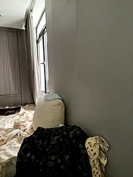 haiyan125216 online show from 10-31-25, 05:41