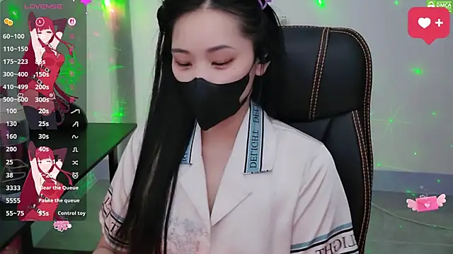 HanaYourlove online show from 04-12-26, 11:37