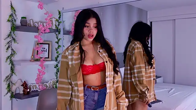 Snapshot of Celine_Lee chatting on 09-27-25, 07:41 Celine Lee online show from 09-27-25, 07:41