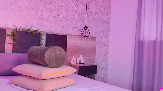 Celine Lee online show from 02-14-26, 03:42