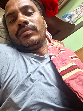 cutecouple1983 online show from 12-04-25, 06:38