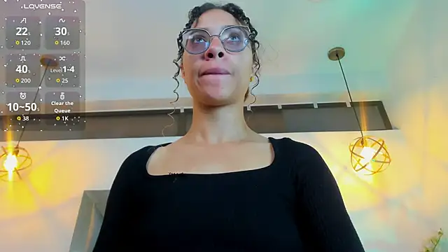 Hanna Cornee  online show from 10-02-25, 01:40