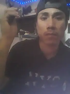 Snapshot of Lunaty00 chatting on 11-20-25, 06:07 Lunaty00 online show from 11-20-25, 06:07