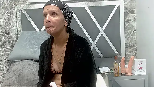 YanetRose online show from 09-22-25, 03:19