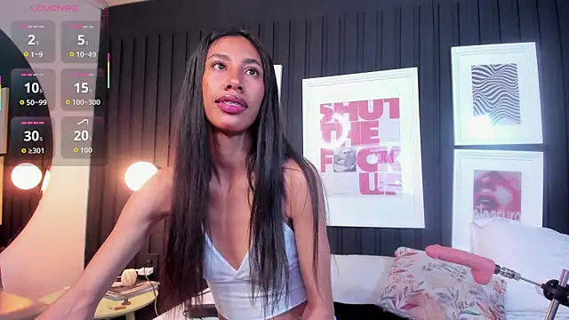 chiara evanns online show from 10-10-25, 09:08