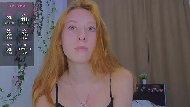 Snapshot of Candy_Flosse chatting on 09-20-25, 08:37 Candy Flosse online show from 09-20-25, 08:37