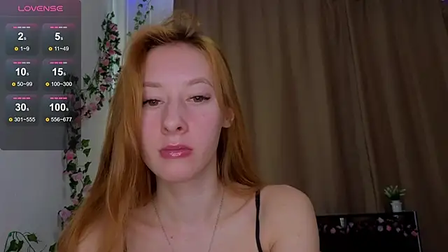 Snapshot of Candy_Flosse chatting on 10-09-25, 08:34 Candy Flosse online show from 10-09-25, 08:34