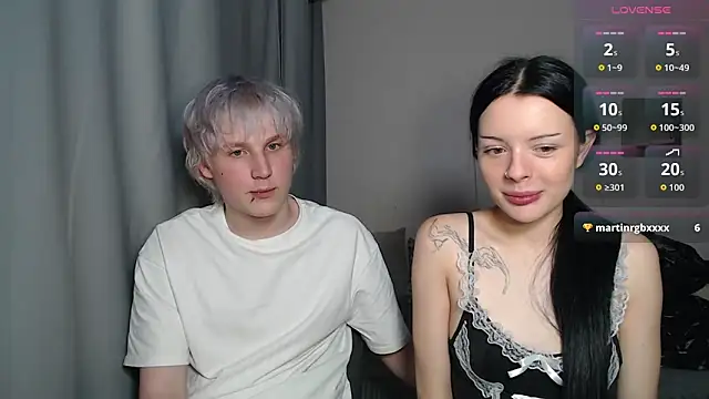 Snapshot of ChrisBumber chatting on 10-17-25, 11:18 ChrisBumber online show from 10-17-25, 11:18