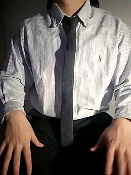 111owo111 online show from 10-31-25, 01:12