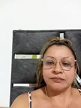 Asuna yuuky online show from 09-18-25, 12:40