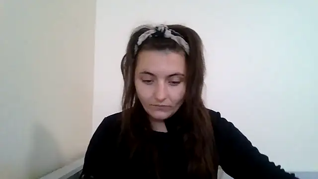 DInaraXRose online show from 09-15-25, 11:32