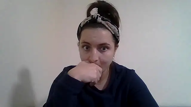 DInaraXRose online show from 09-17-25, 06:20