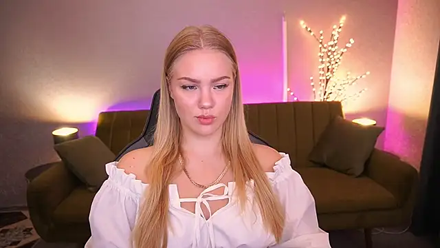 CelesteNoir online show from 09-30-25, 06:29