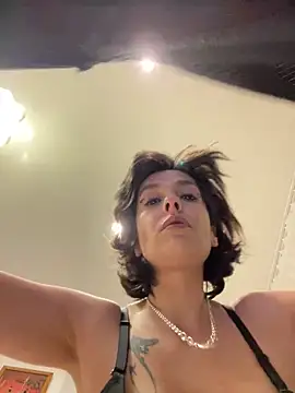 Snapshot of Piggiteablacktea chatting on 12-22-25, 09:34 Piggiteablacktea online show from 12-22-25, 09:34