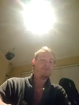 piercingpik online show from 05-16-26, 07:34