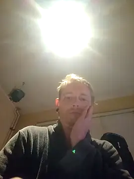 piercingpik online show from 05-16-26, 07:56