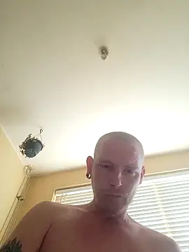 piercingpik online show from 06-02-26, 01:35