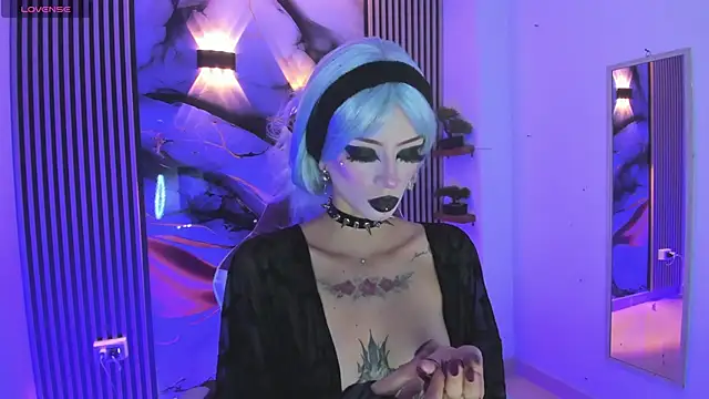 chloe jacksonn online show from 04-21-26, 10:34