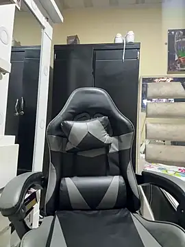 Snapshot of Vliacoooper2 chatting on 03-24-26, 10:42 Vliacoooper2 online show from 03-24-26, 10:42