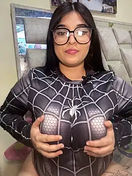 Snapshot of Vliacoooper2 chatting on 04-16-26, 02:34 Vliacoooper2 online show from 04-16-26, 02:34