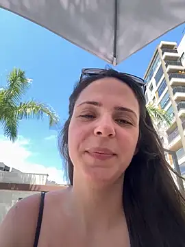 Snapshot of Lady_LauraRose chatting on 10-26-25, 04:02 Lady LauraRose online show from 10-26-25, 04:02